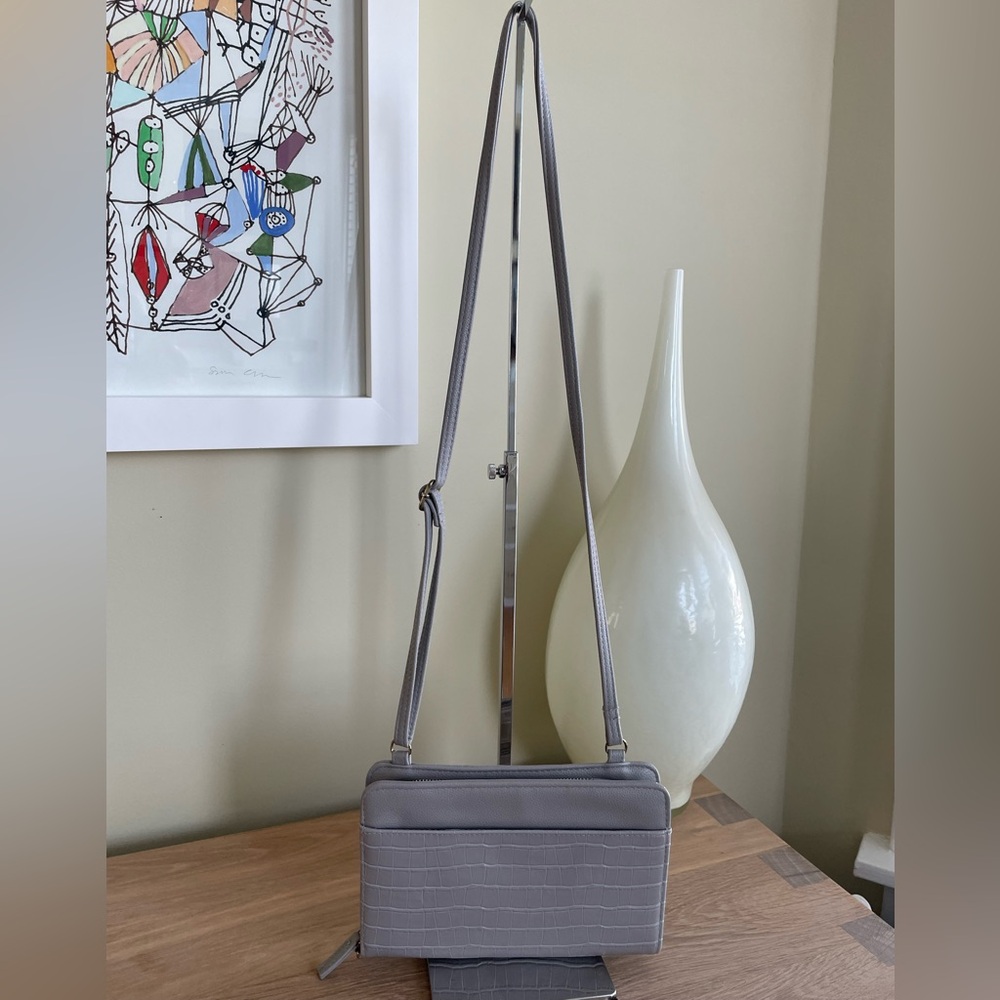 TAUPE GREY TRAVEL ORGANIZER CROSSBODY PURSE - Picture 4 of 16